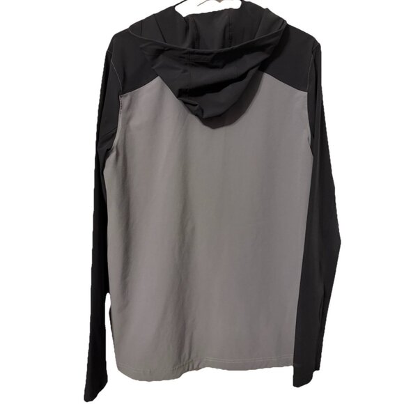 Under Armour Fitted Hooded Pocket Mens Medium Storm Water Resistant Black Jacket - Picture 4 of 6